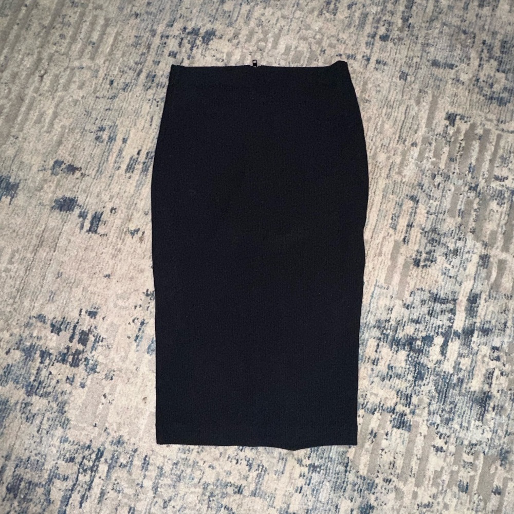 Sophisticated Black Pencil Skirt